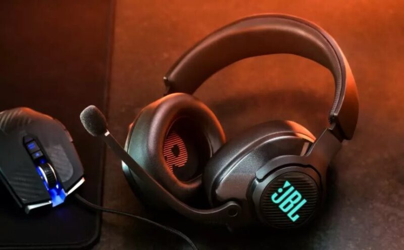 JBL Quantum 400 Wired Over-Ear Gaming Headset With Game-Chat Balance Dial – Black - Image 4